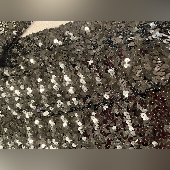 Anna Christine silk lined sequined evening jacket - Picture 12 of 12